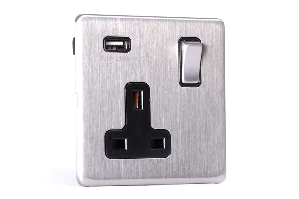Area 1 Gang Wall Socket USB Brushed Chrome Area Products