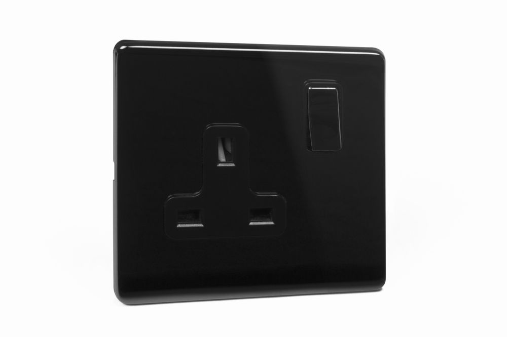 area-one-gang-wall-socket-polished-black-nickel-side-view